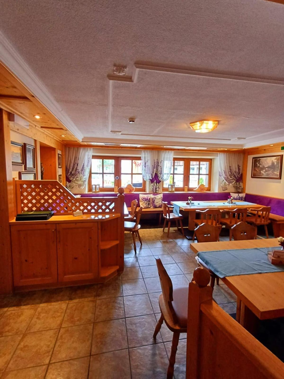 Hotel Restaurant Liesele Sonne Sankt Leonhard im Pitztal Eksteriør bilde